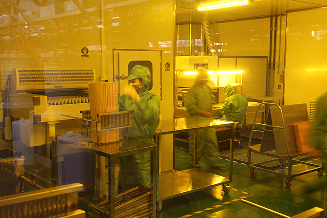 PCB線路板方孔和圓孔有什么區別? PCB方孔板制作 PCB線路板方孔和圓孔有什么區別? PCB方孔板制作